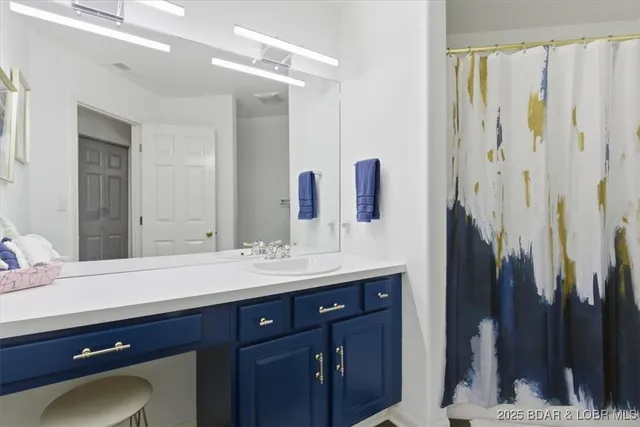 $314,900 | 56 Emerald Bay Drive, Unit 3D, Lake Ozark, MO 65049