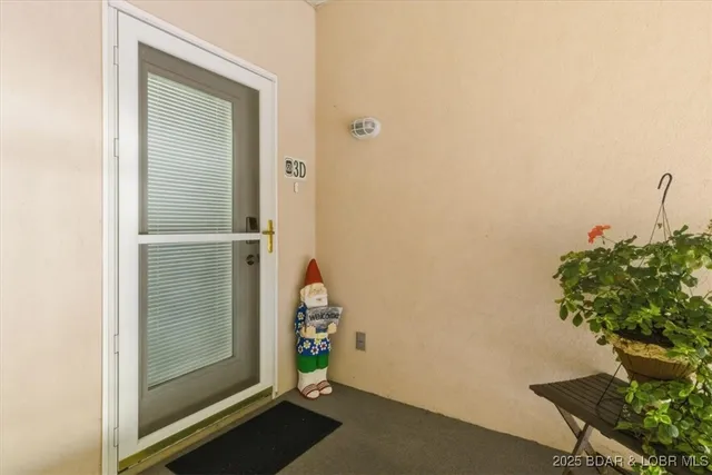 $314,900 | 56 Emerald Bay Drive, Unit 3D, Lake Ozark, MO 65049