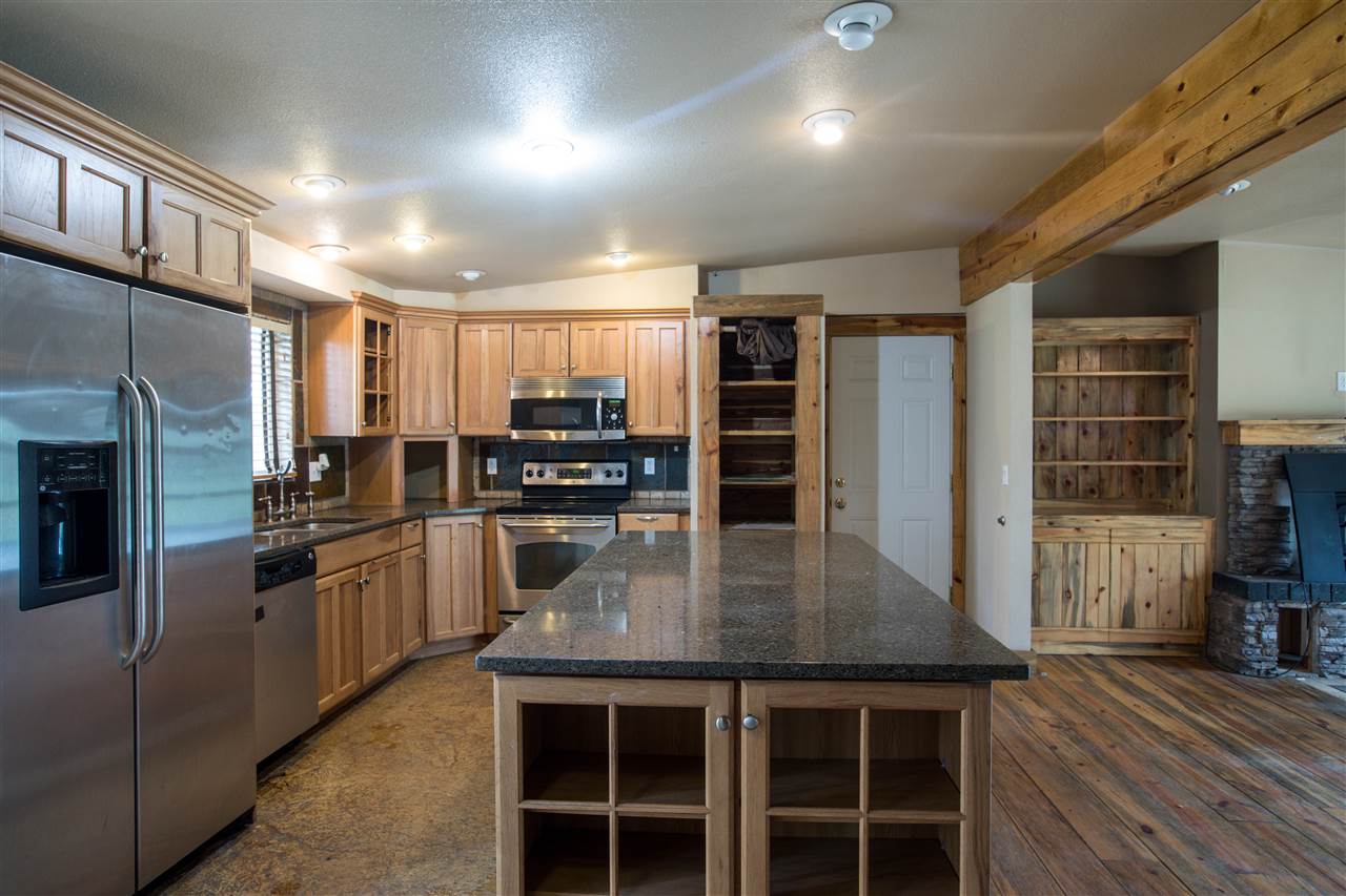 12915 South Sherman Road Spokane, WA 99224 - Photo 5 of 20