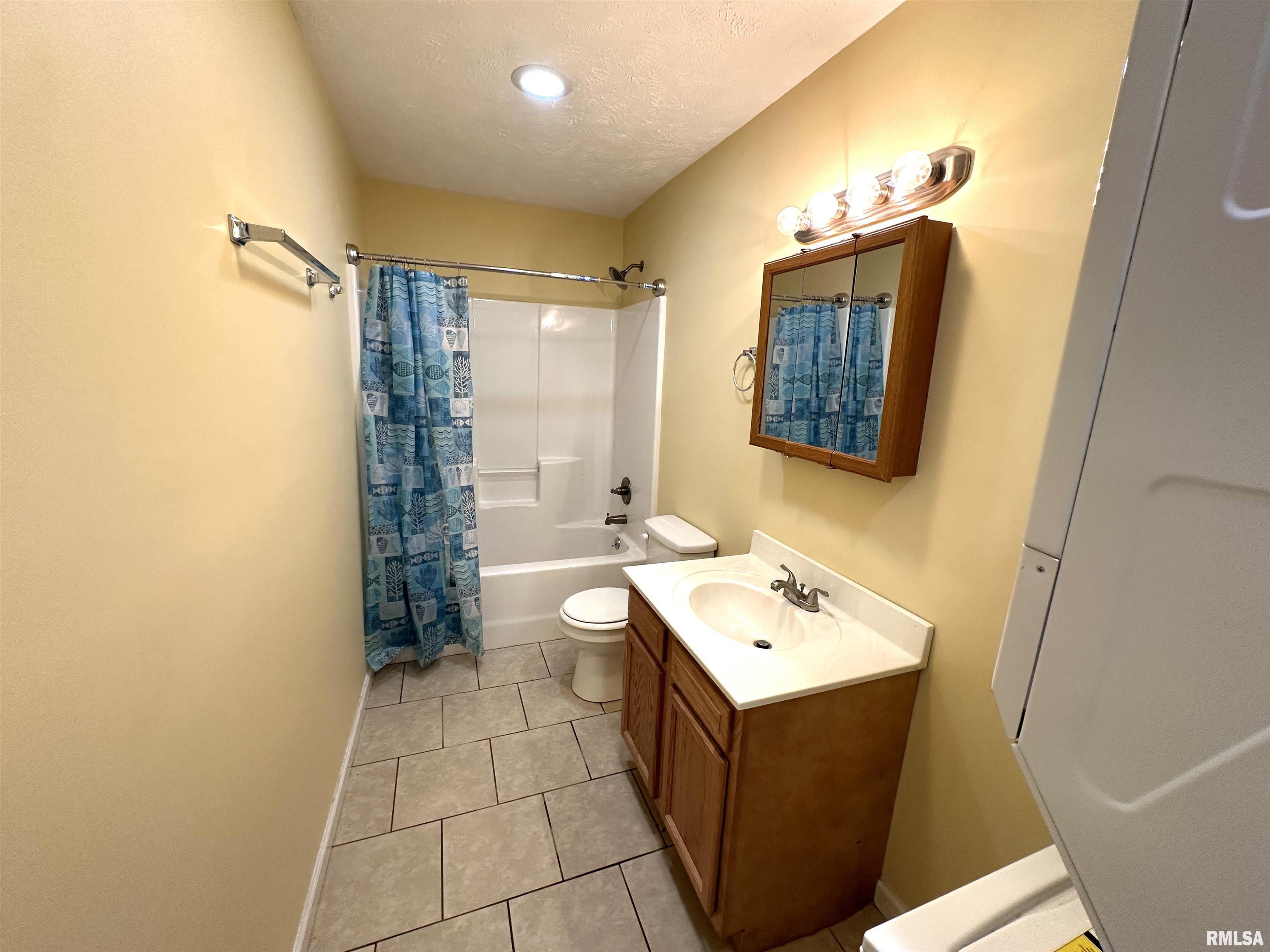2010N Iowa Road, Unit 6 Carbondale, IL 62901 - Photo 11 of 15
