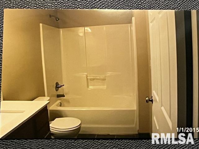 2010N Iowa Road, Unit 6 Carbondale, IL 62901 - Photo 3 of 15