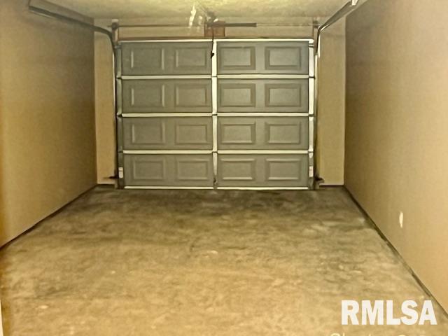 2010N Iowa Road, Unit 6 Carbondale, IL 62901 - Photo 4 of 15