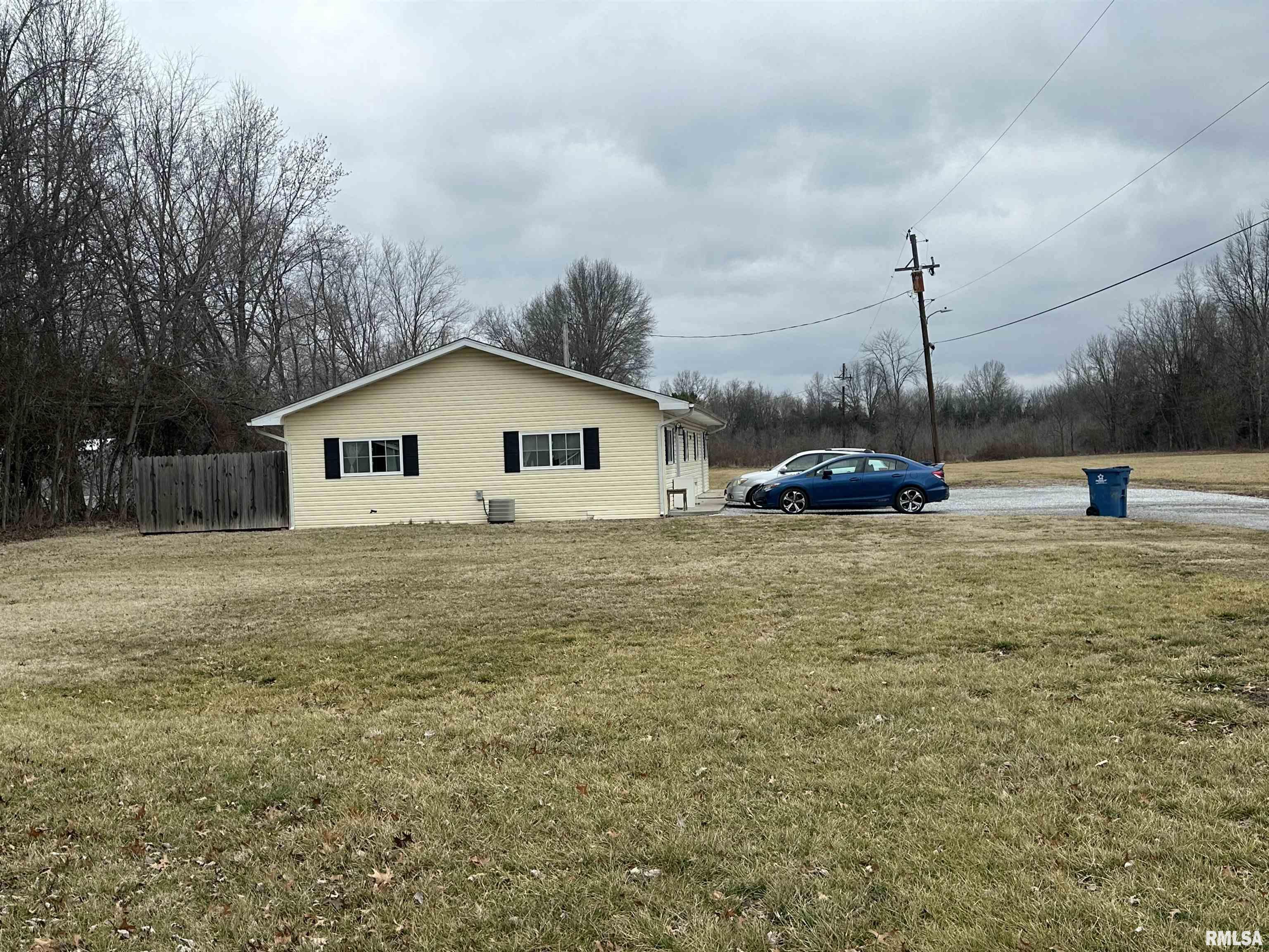 2010N Iowa Road, Unit 6 Carbondale, IL 62901 - Photo 7 of 15