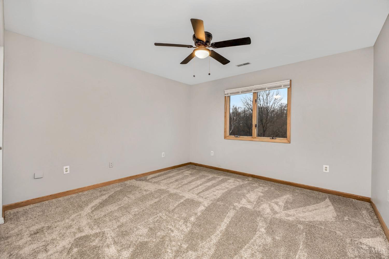 3096 Hamilton New London Road Hamilton, OH 45013 - Photo 23 of 34