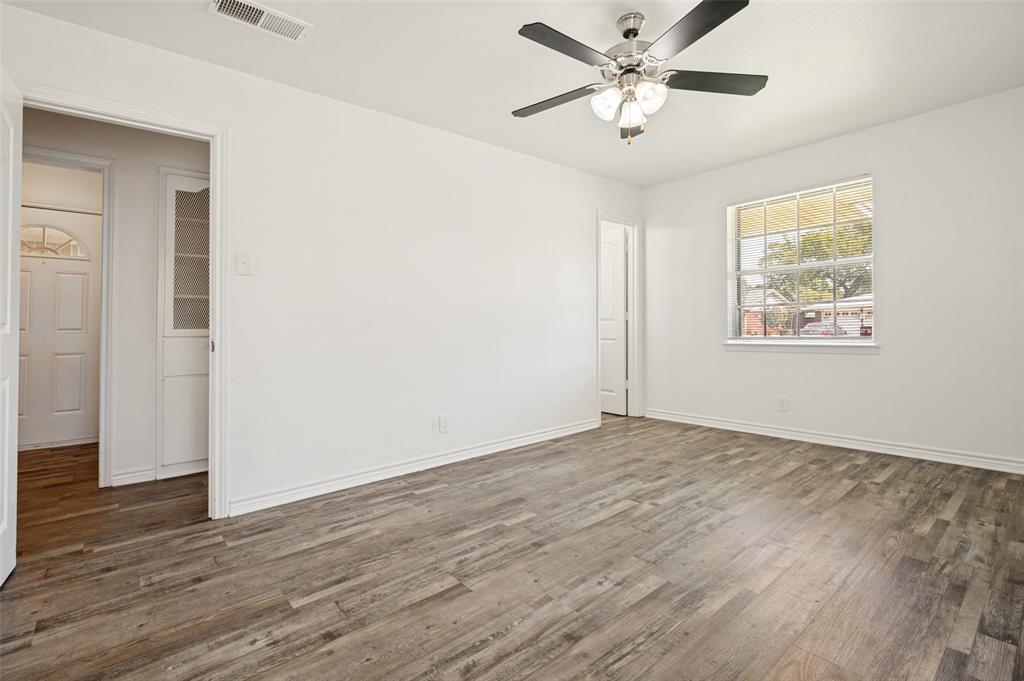 706 Goodyear Street Irving, TX 75062 - Photo 4 of 24