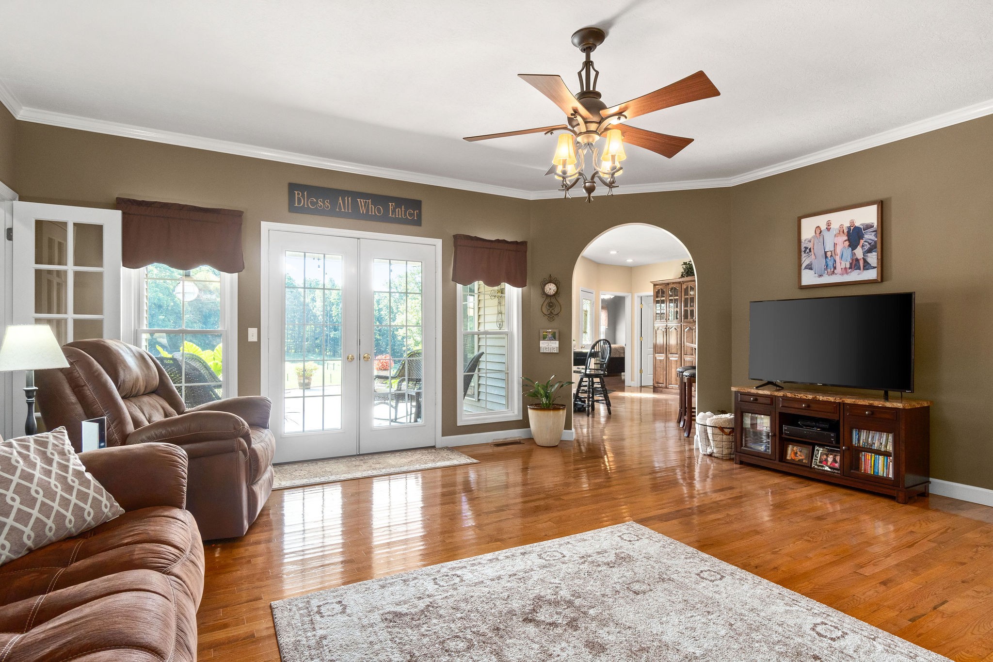 585 Fire Tower Road Erin, TN 37061 - Photo 8 of 46 Gallery Image 8