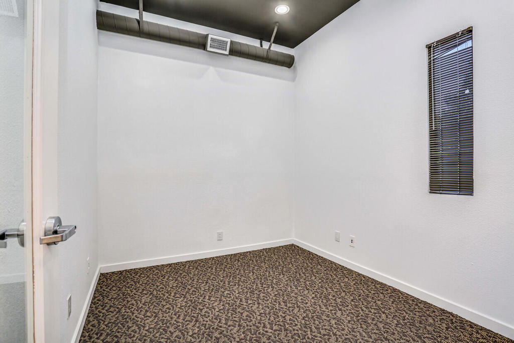 750 East Tahquitz Canyon Way, Unit 5 Palm Springs, CA 92262 - Photo 13 of 19 a view of a small space