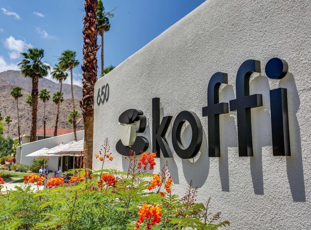 750 East Tahquitz Canyon Way, Unit 5 Palm Springs, CA 92262 - Photo 5 of 19 a picture of a outdoor space