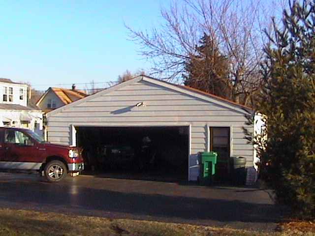 908 Springfield Road East Peoria, IL 61611 - Photo 3 of 3 Gallery Image 3