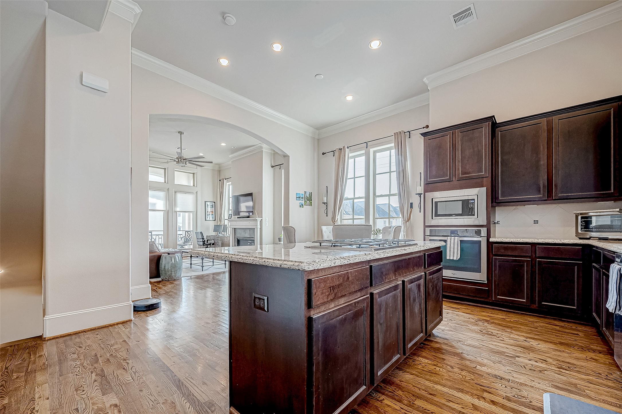 2524 Sherwin Street Houston, TX 77007 - Photo 17 of 47