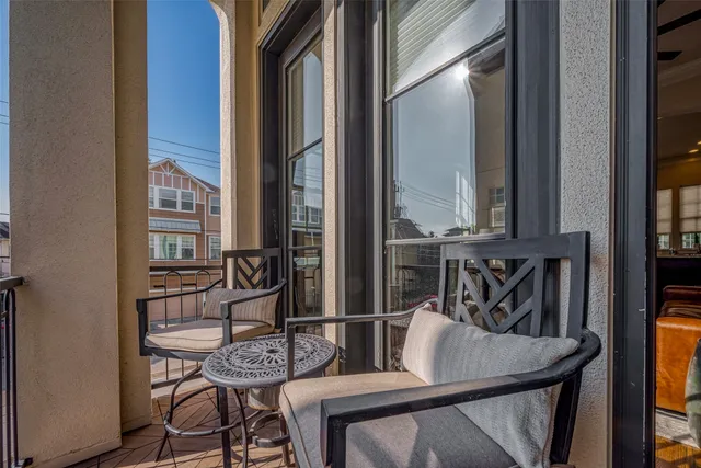 $3,200 | 2524 Sherwin Street, Houston, TX 77007