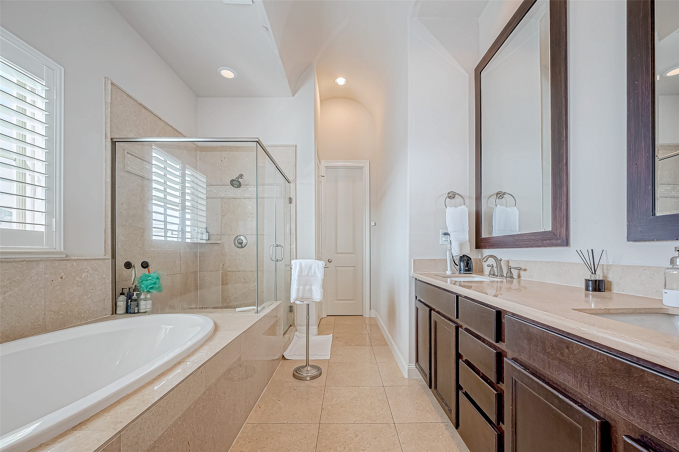 2524 Sherwin Street Houston, TX 77007 - Photo 9 of 47