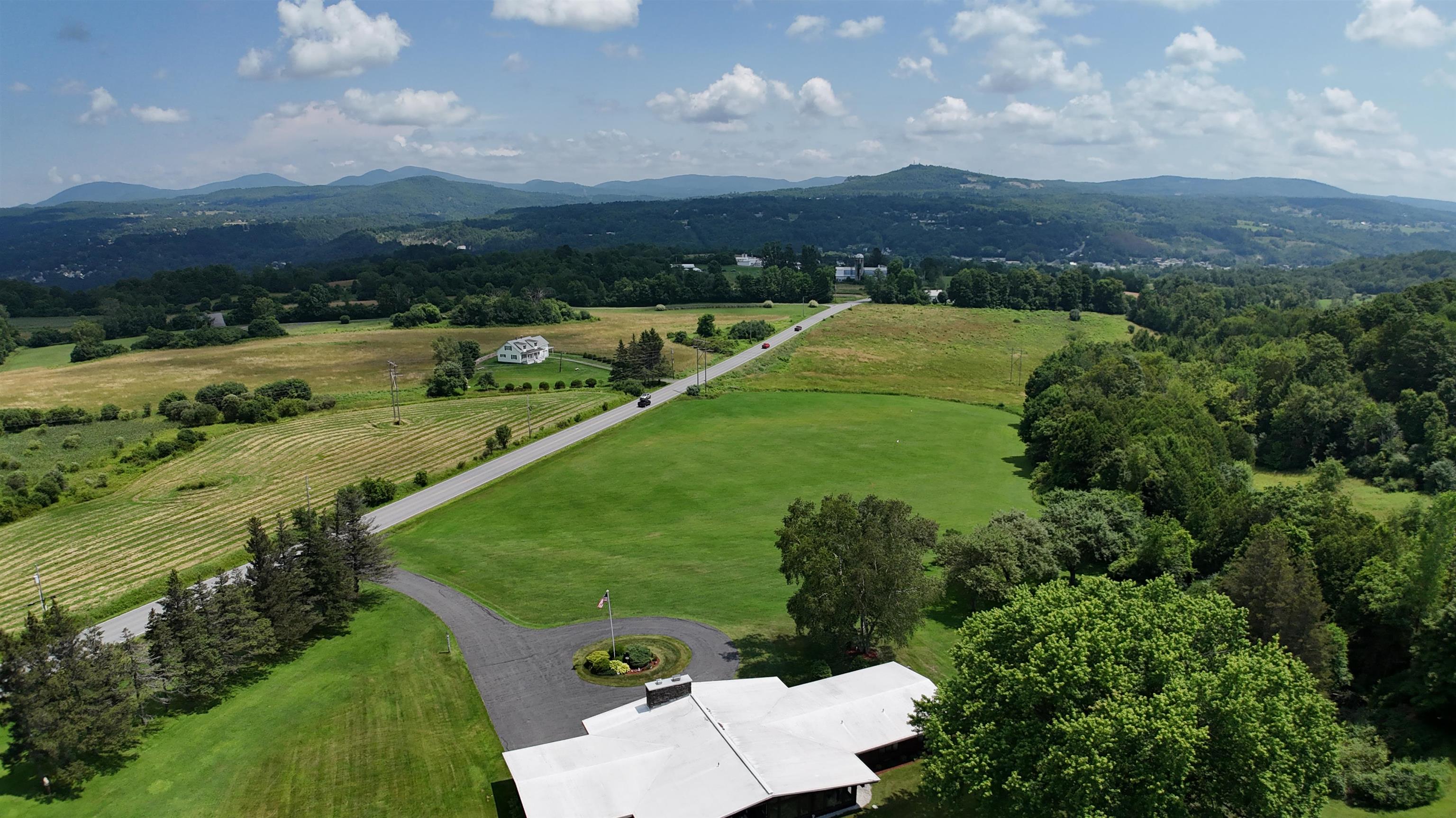 260 Morrison Road Barre Town, VT 05641 - Photo 9 of 48 Gallery Image 9