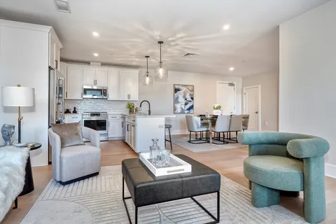 $799,900 | 62 Foundry Street, Unit 210, Wakefield, MA 01880