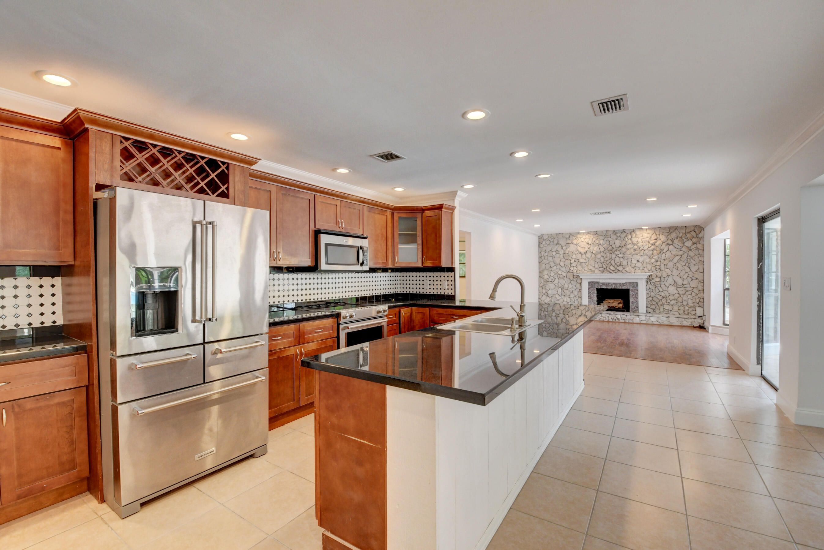 Undisclosed Address Boca Raton, FL 33433 - Photo 11 of 42 Kitchen