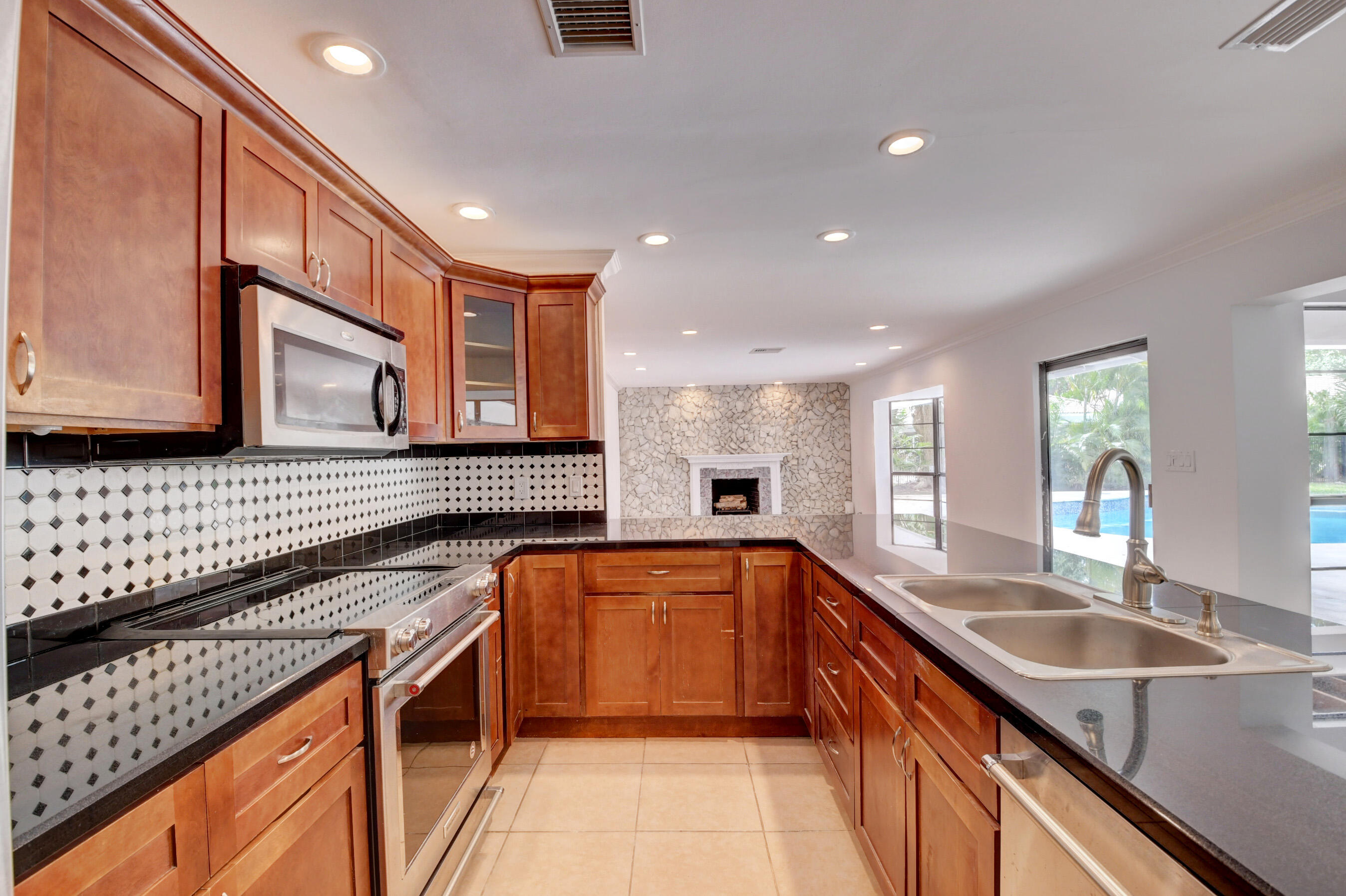 Undisclosed Address Boca Raton, FL 33433 - Photo 13 of 42 Kitchen