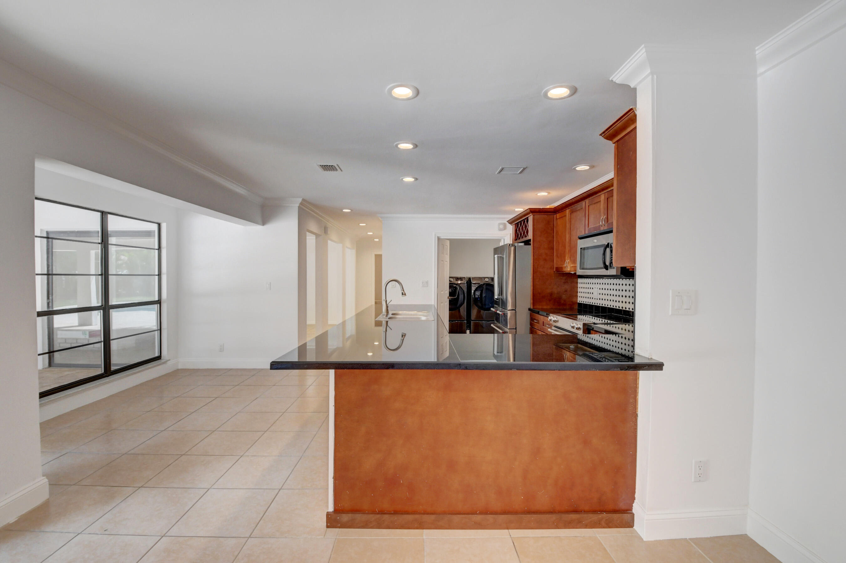 Undisclosed Address Boca Raton, FL 33433 - Photo 17 of 42 Kitchen/Dining Area