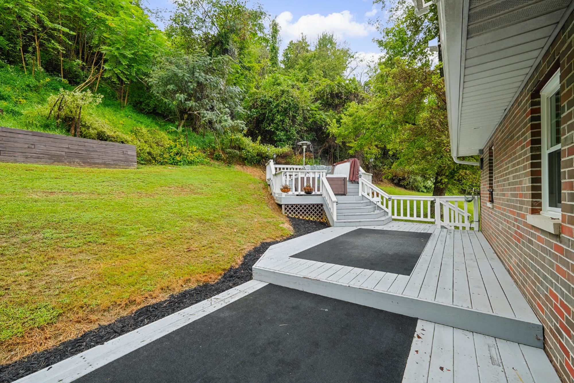 3788 Green Valley Road Huntington, WV 25701 - Photo 14 of 32 Gallery Image 14