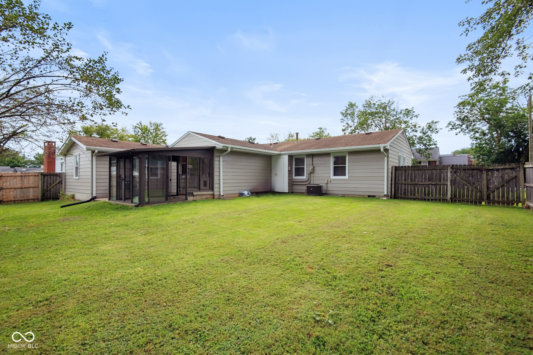 2741 Taylor Road Columbus, IN 47203 - Photo 24 of 28 Gallery Image 24