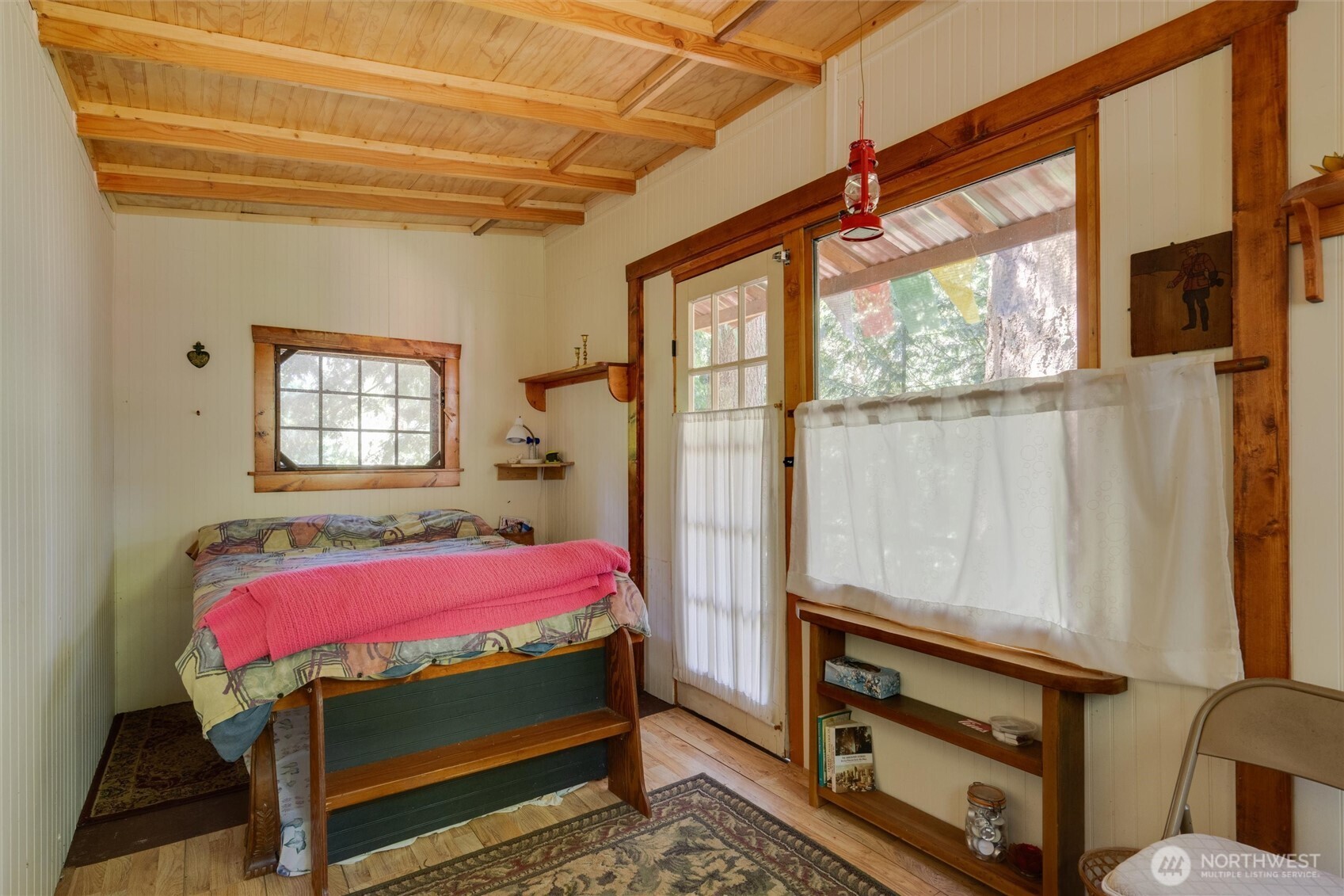 4315 Nordum Road Everson, WA 98247 - Photo 23 of 40 a bedroom with a bed and a window