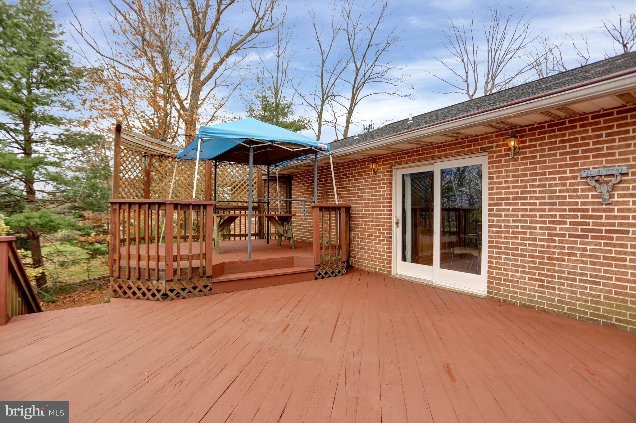 1738 Castleton Road Darlington, MD 21034 - Photo 9 of 48 WHERE'S THE SUNTAN LOTION