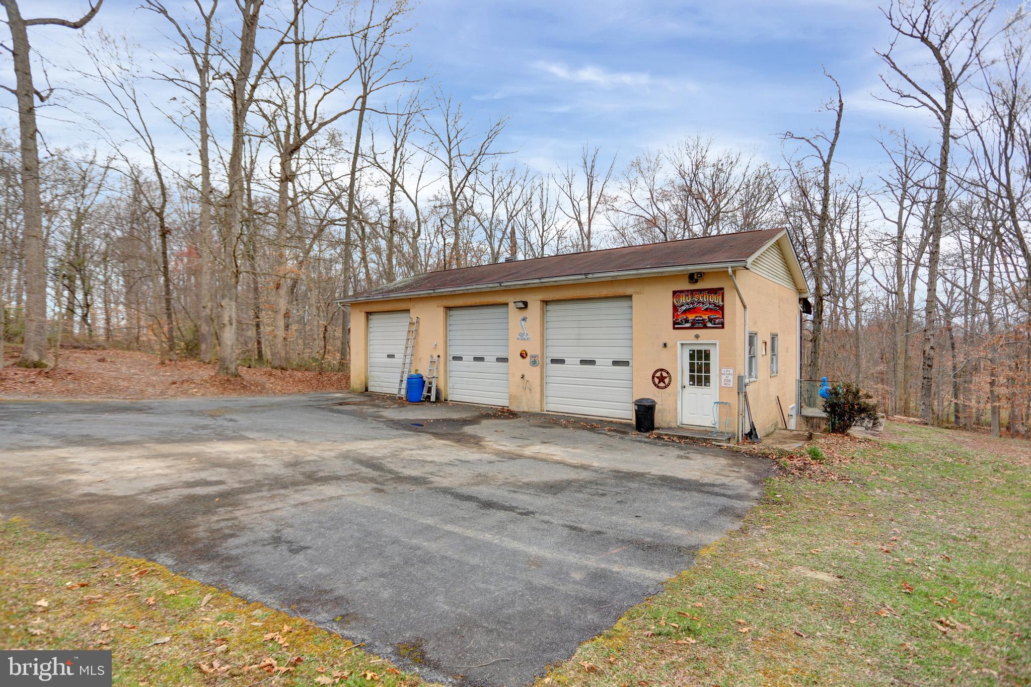 1738 Castleton Road Darlington, MD 21034 - Photo 10 of 48 IS THAT A 3 CAR GARAGE