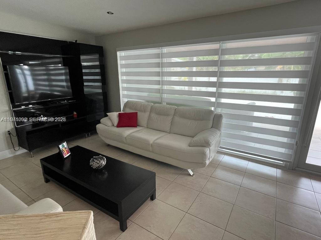 12770 Southwest 18th Street, Unit NULL Miami, FL 33175 - Photo 20 of 37