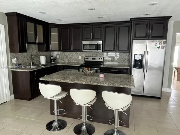 $3,600 | 12770 Southwest 18th Street, Unit NULL, Miami, FL 33175