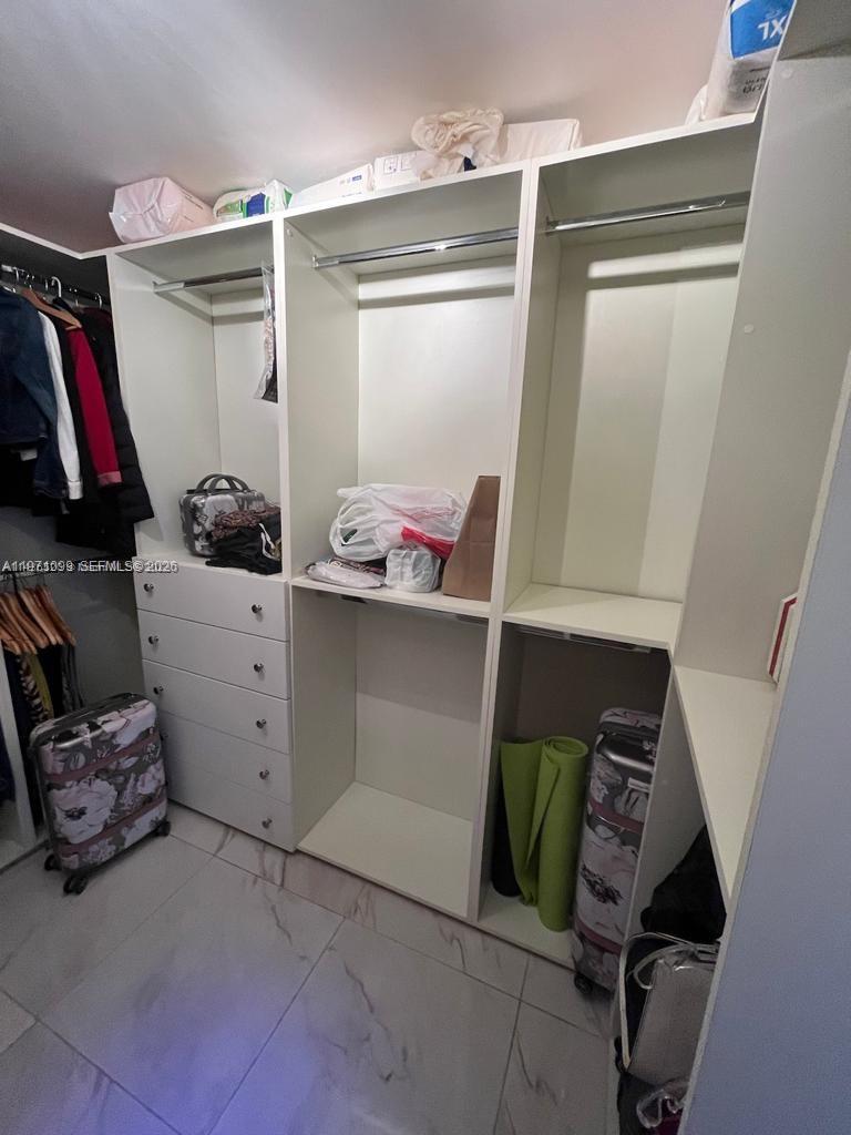 12770 Southwest 18th Street, Unit NULL Miami, FL 33175 - Photo 6 of 37