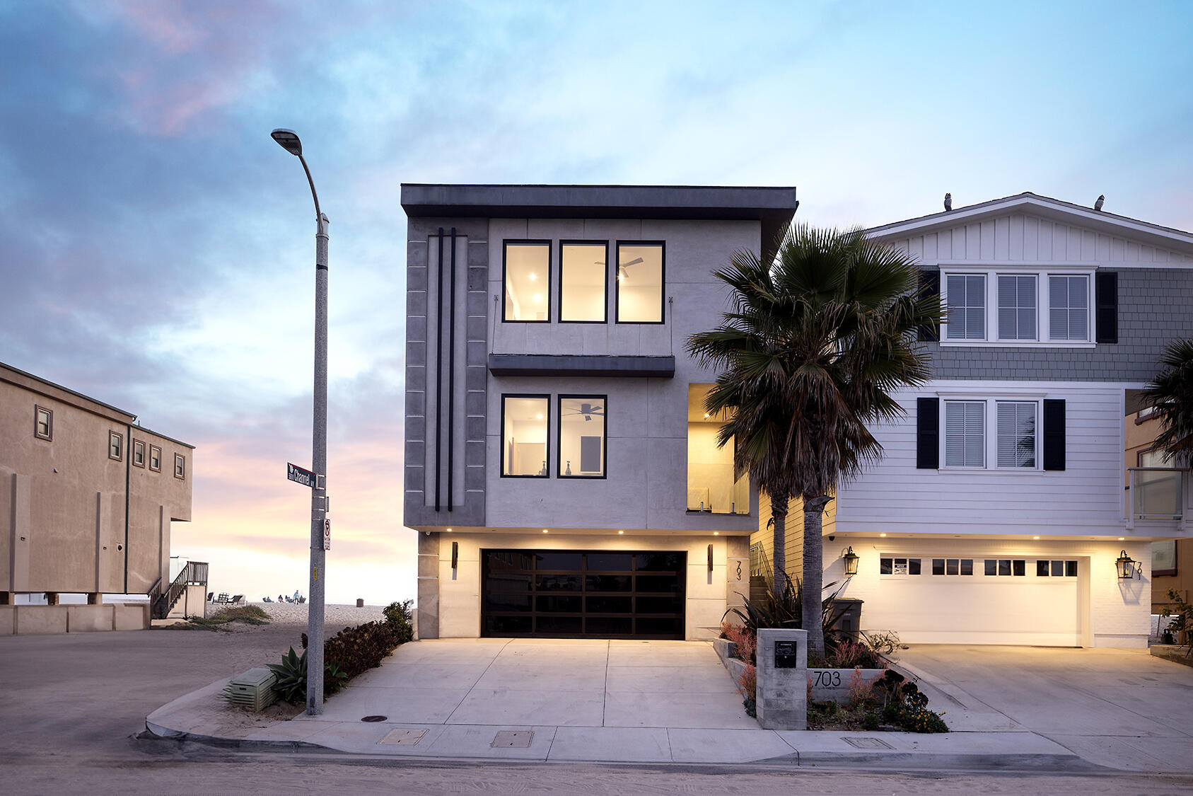 703 Mandalay Beach Road Oxnard, CA 93035 - Photo 3 of 28 01