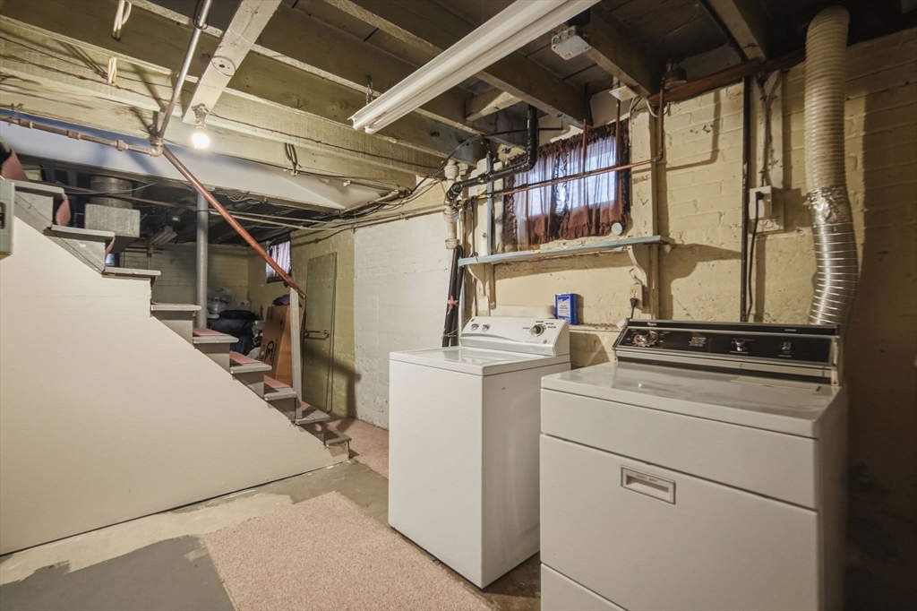 91 Ardmore Street Springfield, MA 01104 - Photo 19 of 23