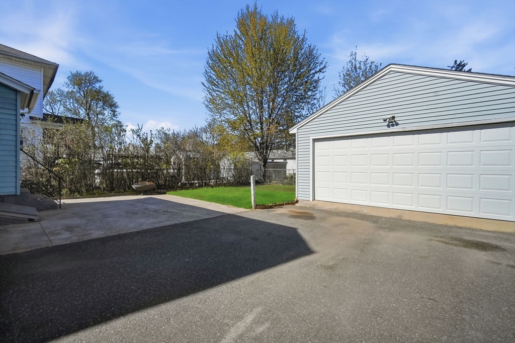 91 Ardmore Street Springfield, MA 01104 - Photo 21 of 23