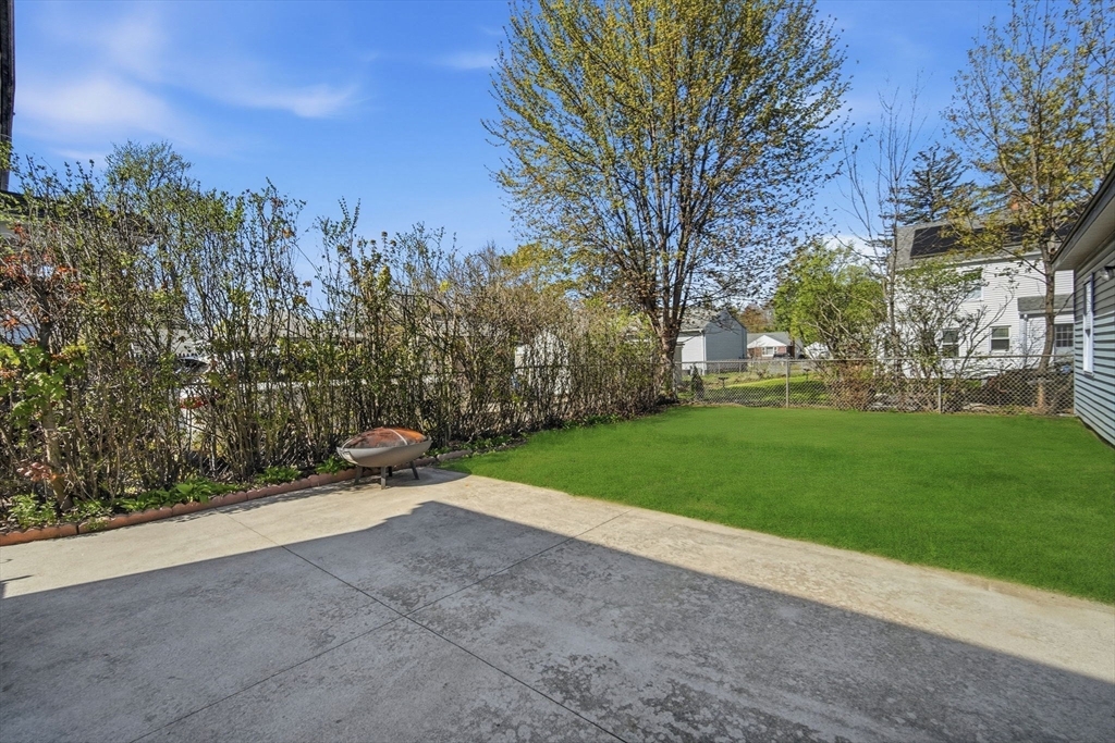 91 Ardmore Street Springfield, MA 01104 - Photo 22 of 23