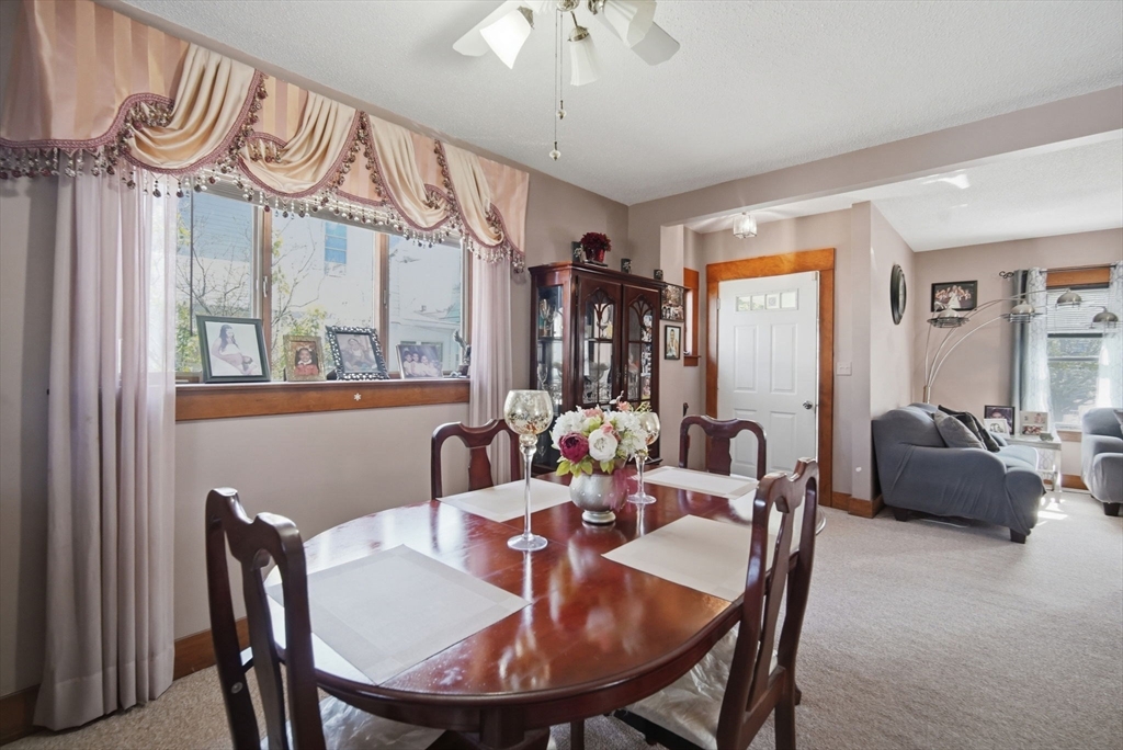 91 Ardmore Street Springfield, MA 01104 - Photo 5 of 23