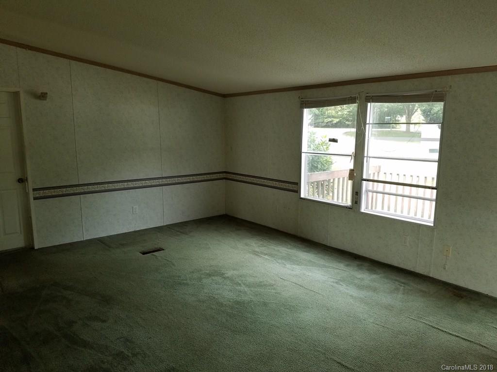 22 Spencer Road Candler, NC 28715 - Photo 3 of 13 Gallery Image 3