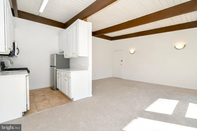 a view of a storage & utility room
