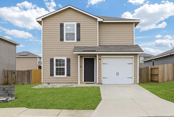 $1,395 | 6747 Sabinal, San Antonio, TX 78252