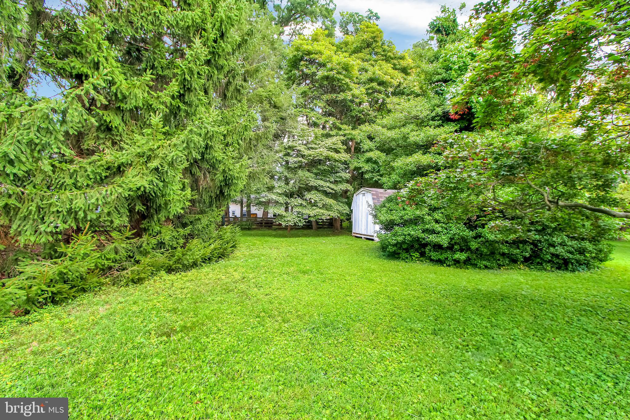 871 Locust Grove Road York, PA 17402 - Photo 28 of 29 Gallery Image 28