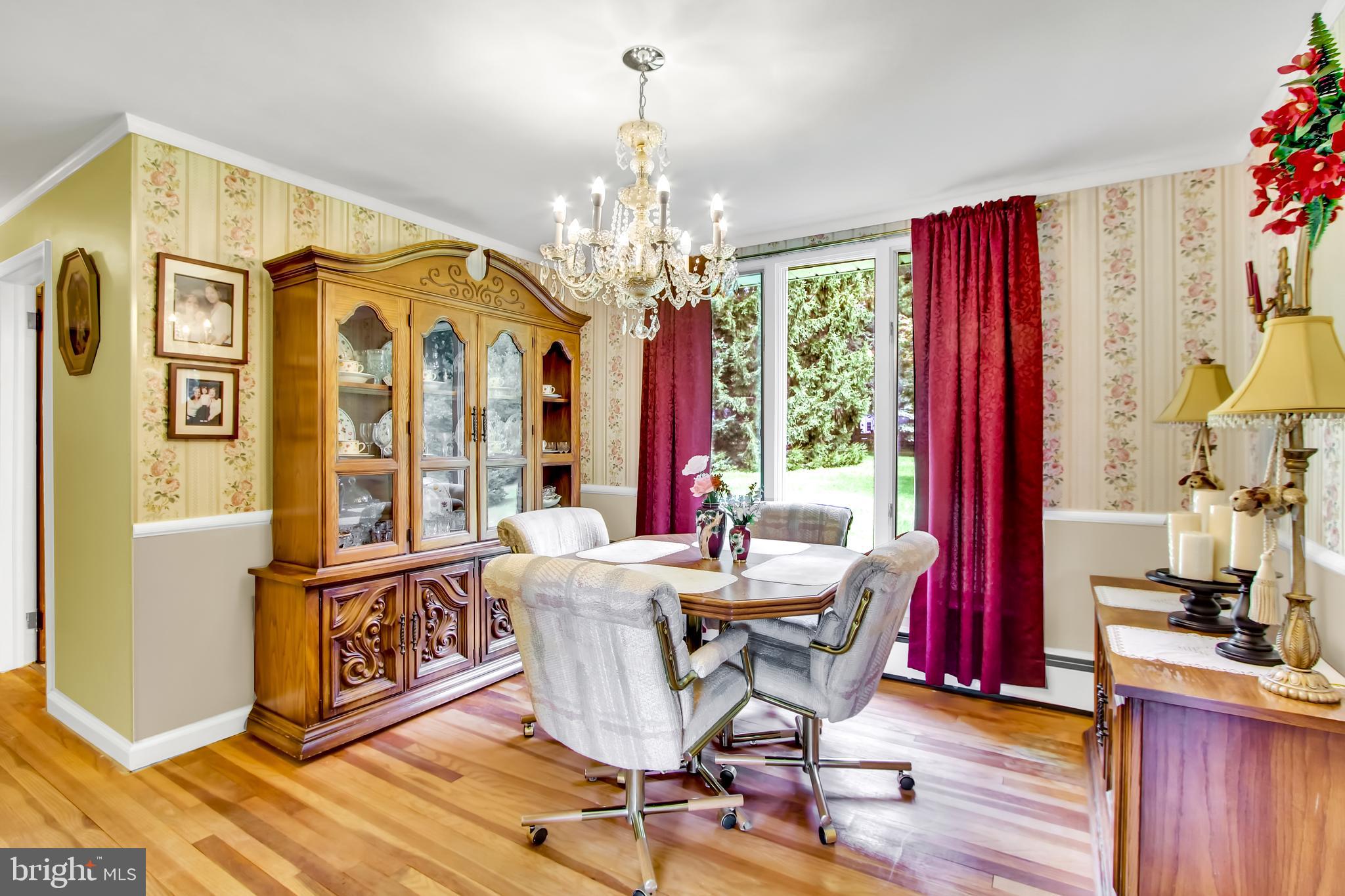 871 Locust Grove Road York, PA 17402 - Photo 6 of 29 Gallery Image 6
