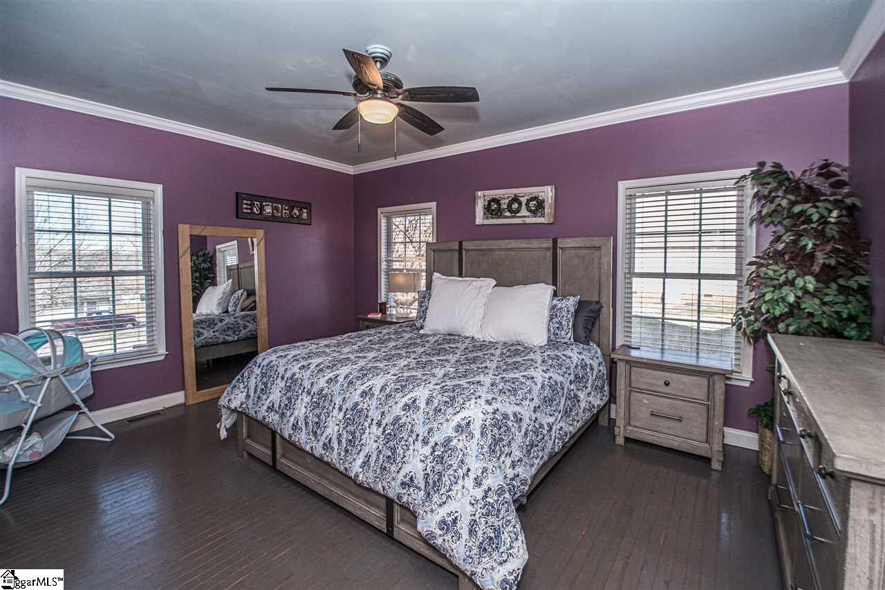 110 Thompson Road Wellford, SC 29385 - Photo 13 of 29