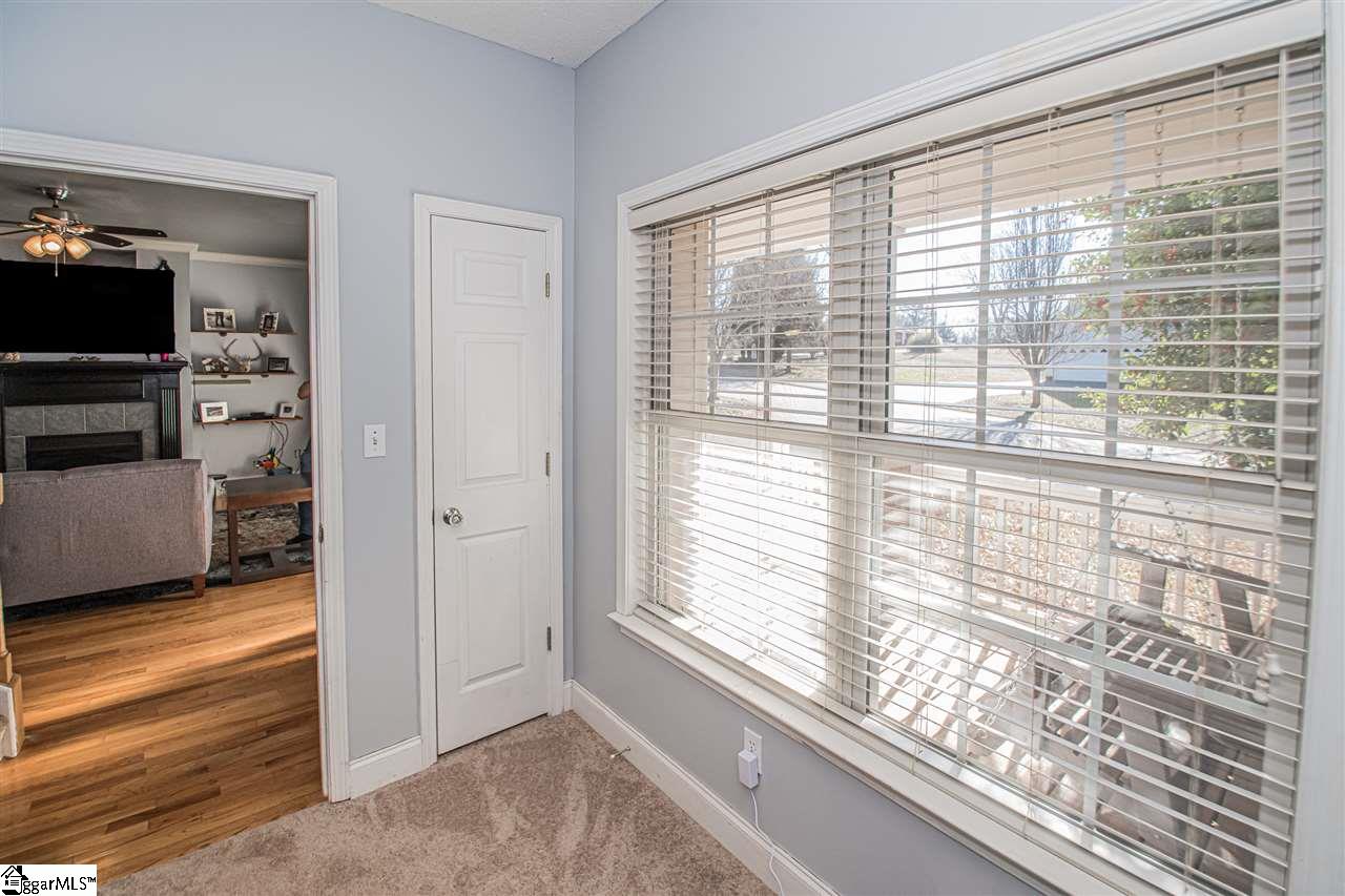 110 Thompson Road Wellford, SC 29385 - Photo 18 of 29