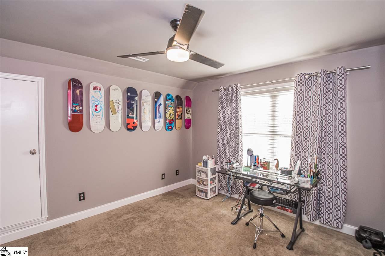 110 Thompson Road Wellford, SC 29385 - Photo 22 of 29