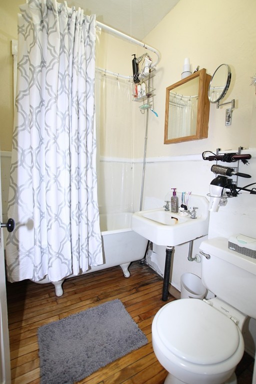 21 Tatman Street Worcester, MA 01607 - Photo 4 of 12 Gallery Image 4