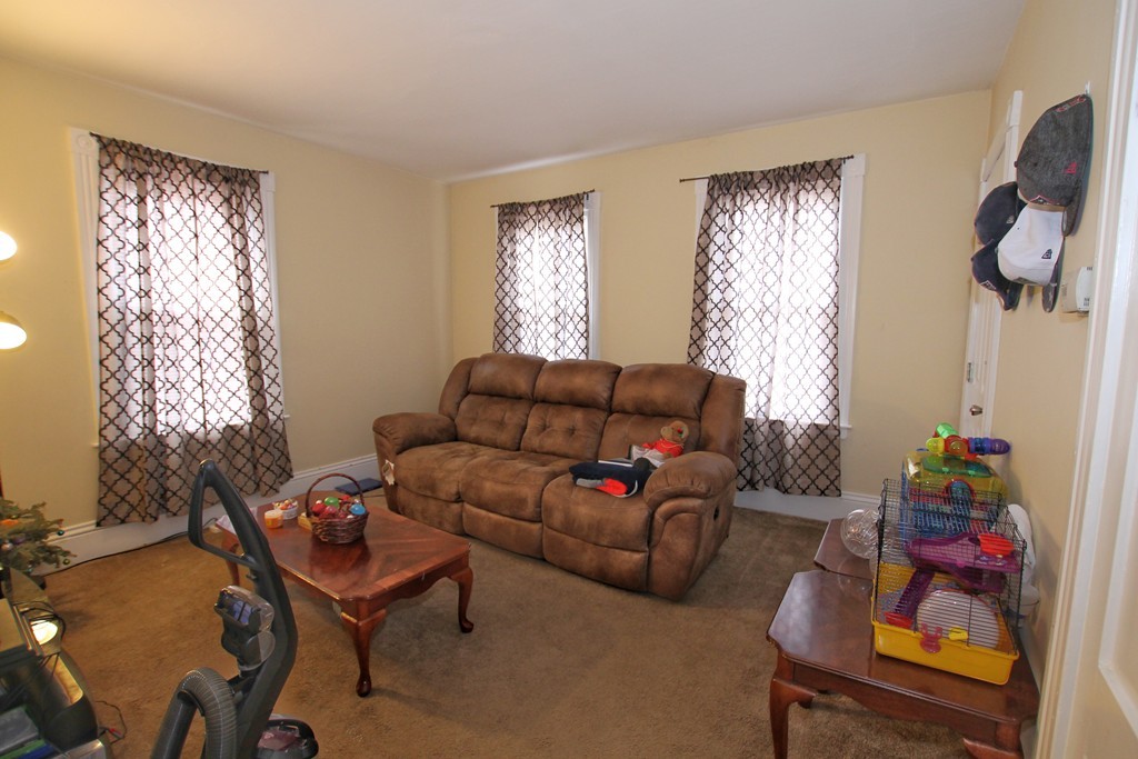 21 Tatman Street Worcester, MA 01607 - Photo 6 of 12 Gallery Image 6