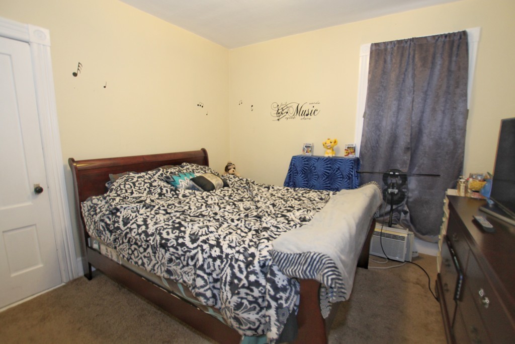 21 Tatman Street Worcester, MA 01607 - Photo 8 of 12 Gallery Image 8