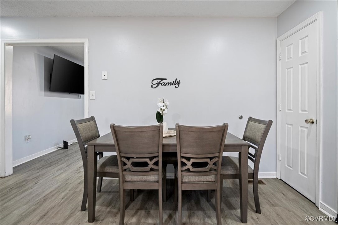 2937 Forest Hills Road Petersburg, VA 23805 - Photo 15 of 33