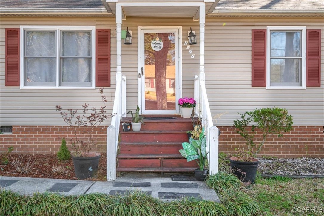 2937 Forest Hills Road Petersburg, VA 23805 - Photo 3 of 33