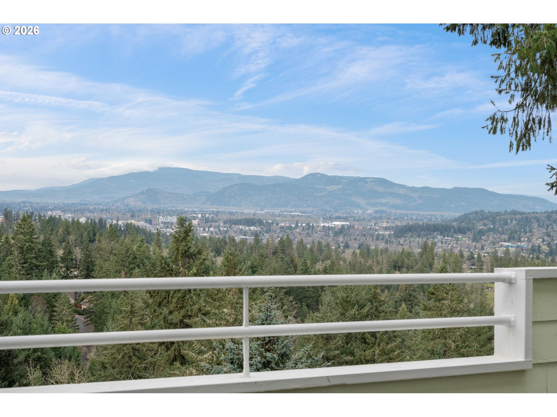 653 Brookside Drive Eugene, OR 97405 - Photo 2 of 48 a view of a city