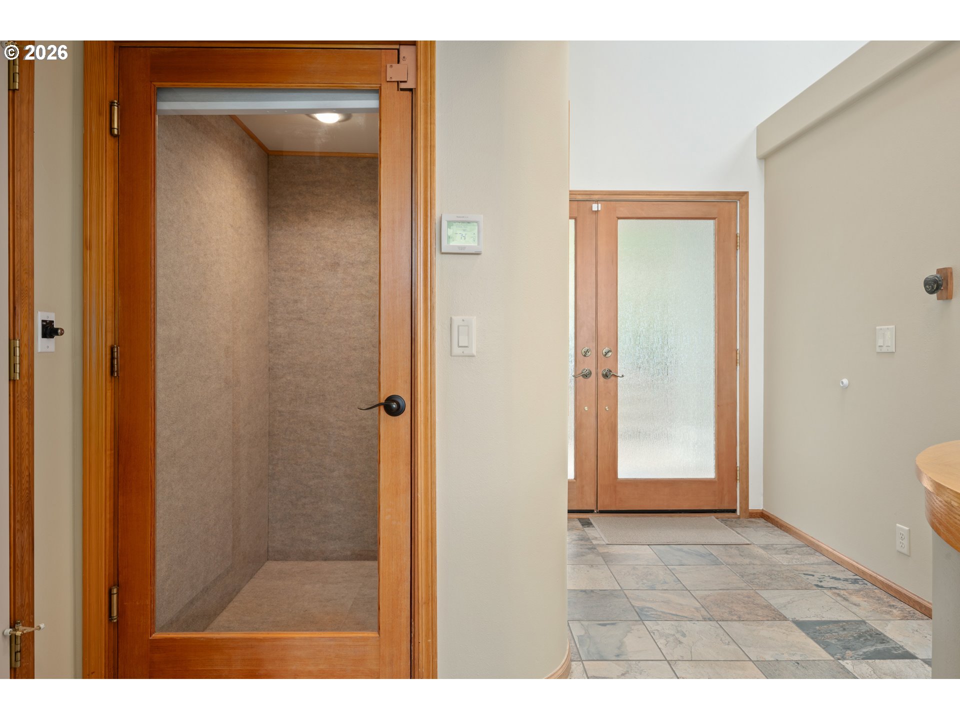 653 Brookside Drive Eugene, OR 97405 - Photo 24 of 48 a bathroom with a shower and a toilet