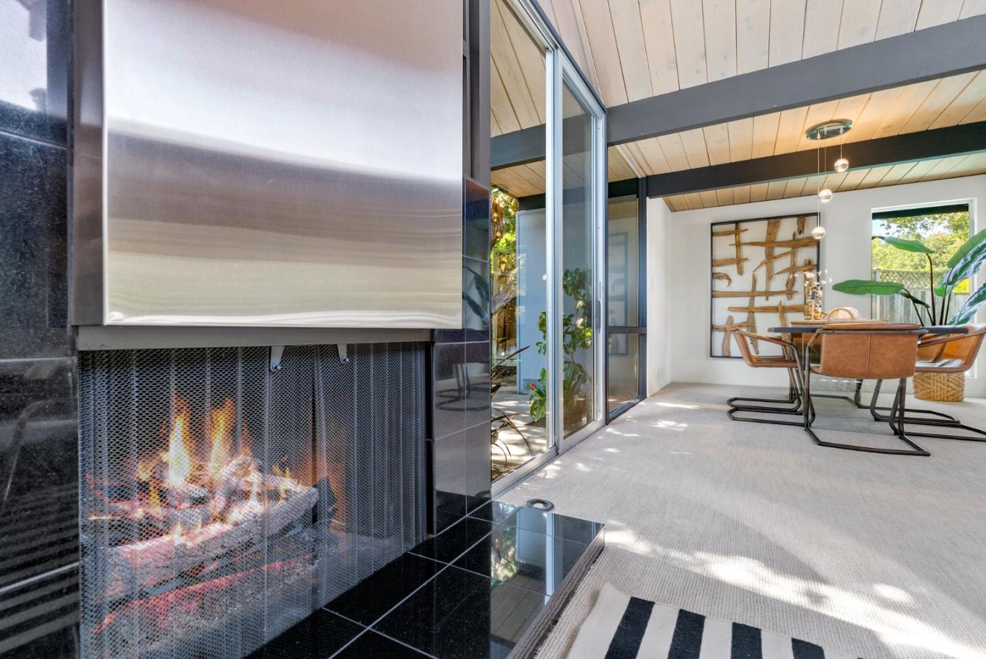 958 Eichler Drive Mountain View, CA 94040 - Photo 20 of 62